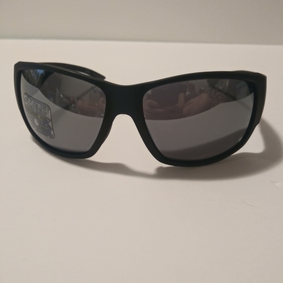 Dockside - Picture 1 of 4